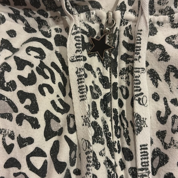 Abbey Dawn By Avril Lavigne Cheetah Hoodie - Picture 4 of 7